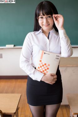 官场新贵百叶草